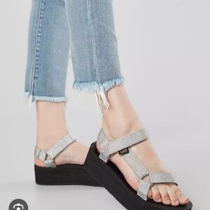 Teva Universal Flatform Platform Sandal Silver